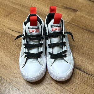 Converse Chuck Taylor All Star Unisex high top Sneakers, 1Y, comfort cushioning